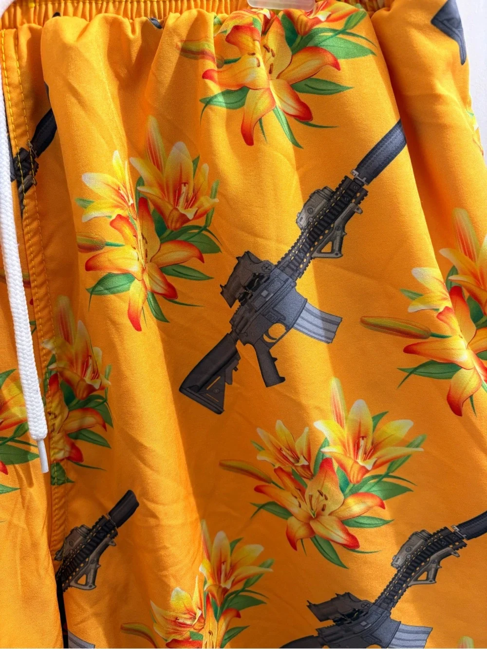 Hawaiian Short Floral Gun